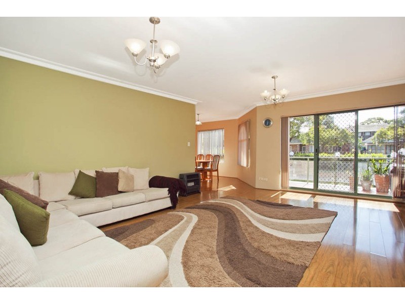 3/40 Chertsey Avenue, Bankstown NSW 2200