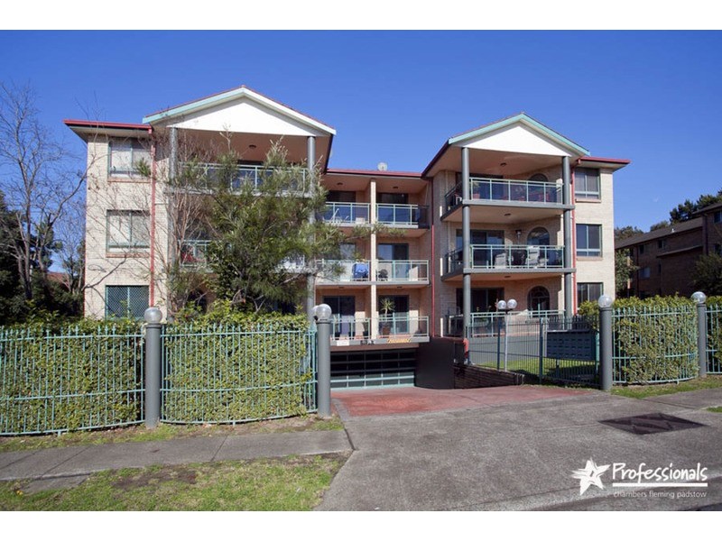 3/40 Chertsey Avenue, Bankstown NSW 2200