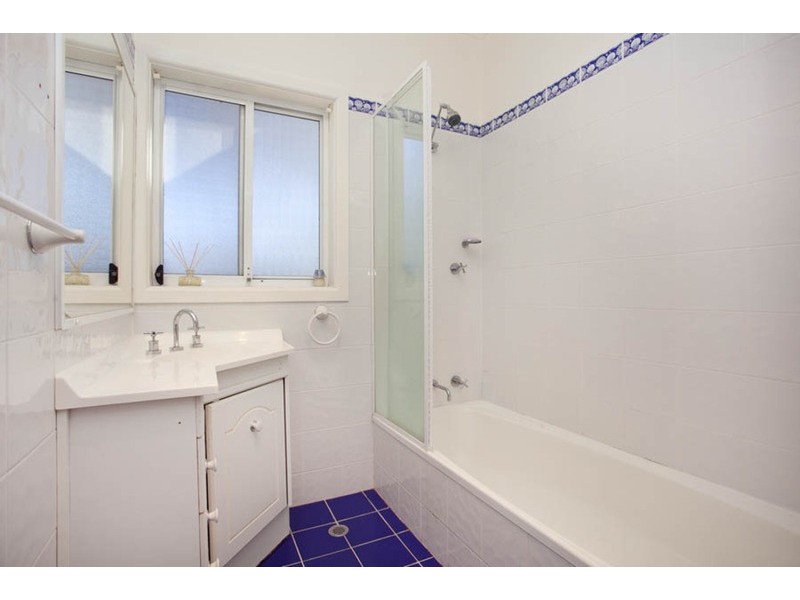 8  Valmay  Avenue, Picnic Point NSW 2213