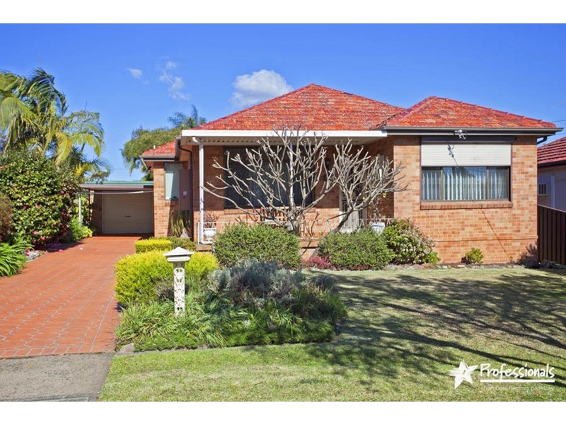 32 Alliance Avenue, Revesby NSW 2212
