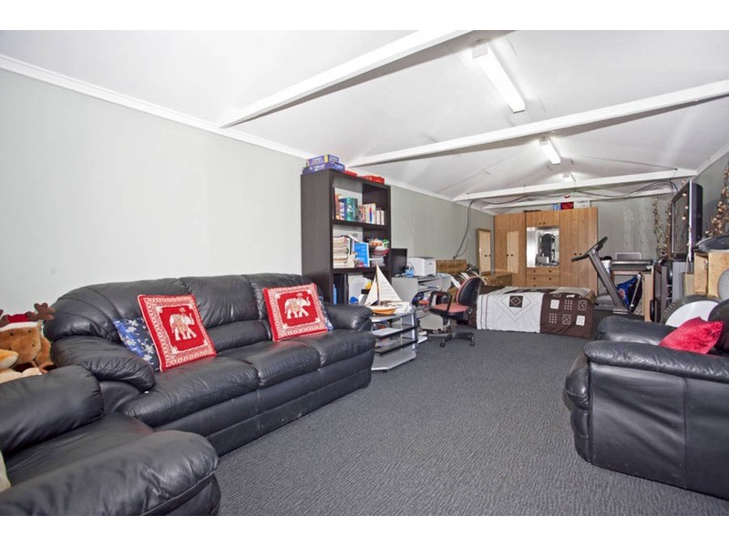 17 Hazelglen Avenue, Panania NSW 2213