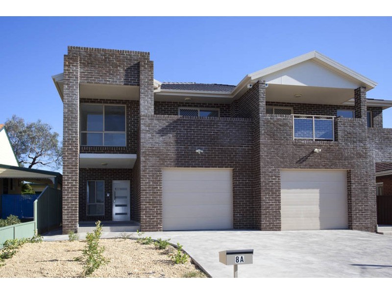 8A Roslyn Avenue, Panania NSW 2213