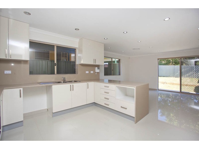 8A Roslyn Avenue, Panania NSW 2213