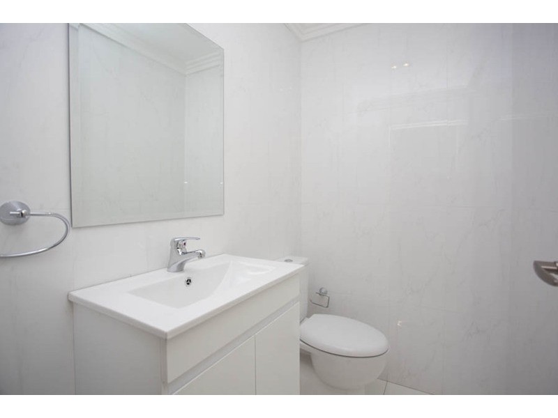 8A Roslyn Avenue, Panania NSW 2213