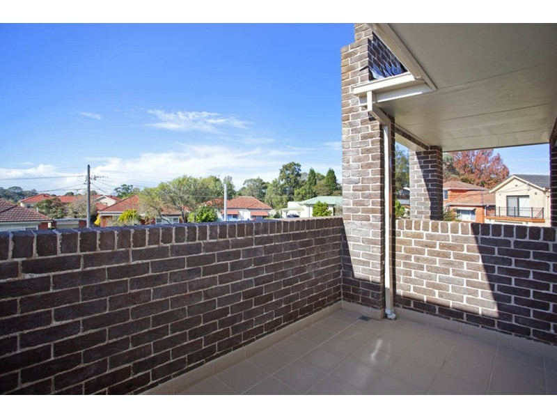 8A Roslyn Avenue, Panania NSW 2213