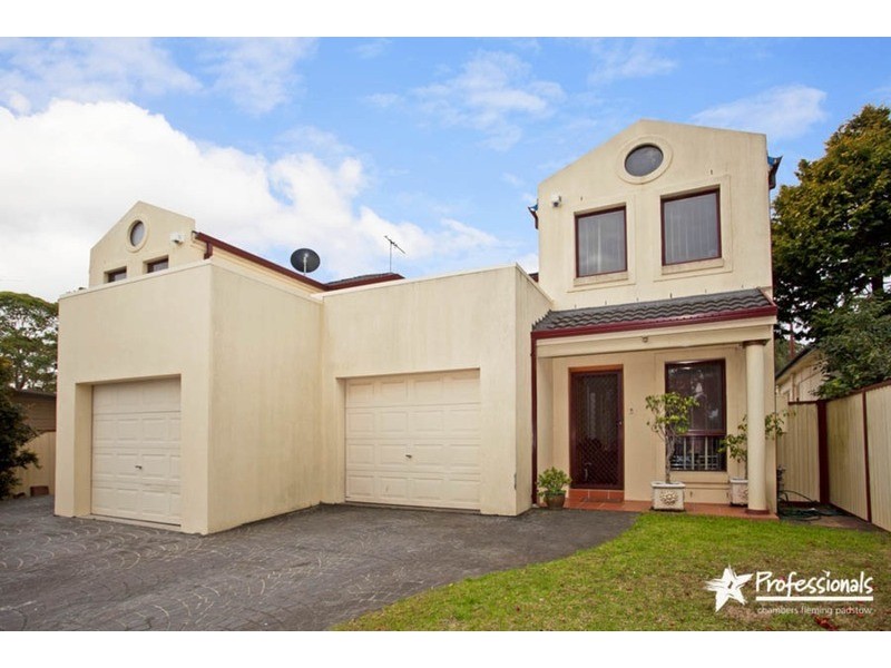 2/48 Uranus Road, Padstow NSW 2211