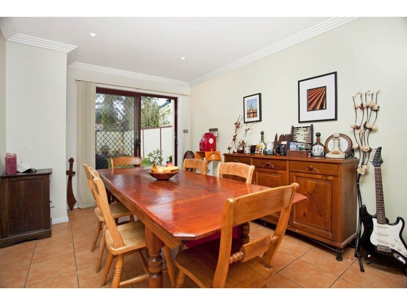 2/48 Uranus Road, Padstow NSW 2211