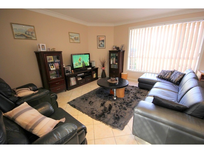 2/99 Queen Street, Revesby NSW 2212