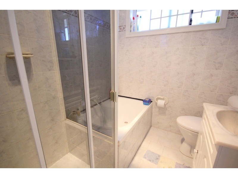 2/99 Queen Street, Revesby NSW 2212