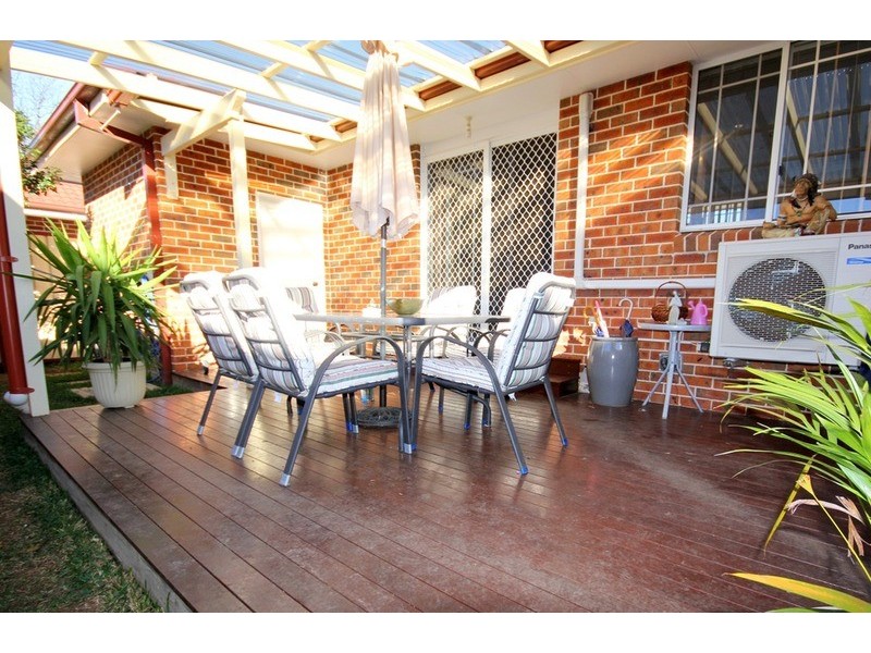 2/99 Queen Street, Revesby NSW 2212