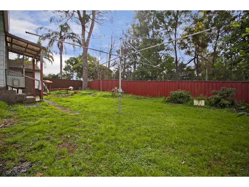 4 Tallawarra Avenue, Padstow NSW 2211