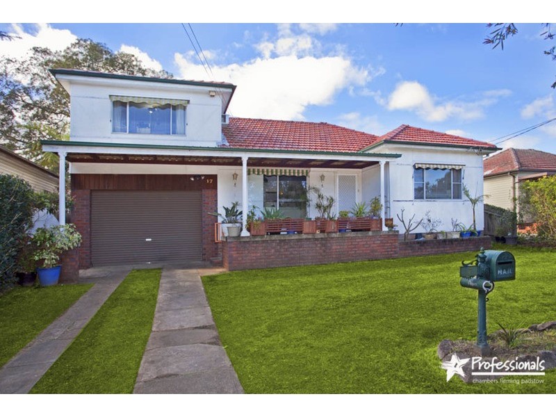17 Hazelglen  Avenue, Panania NSW 2213