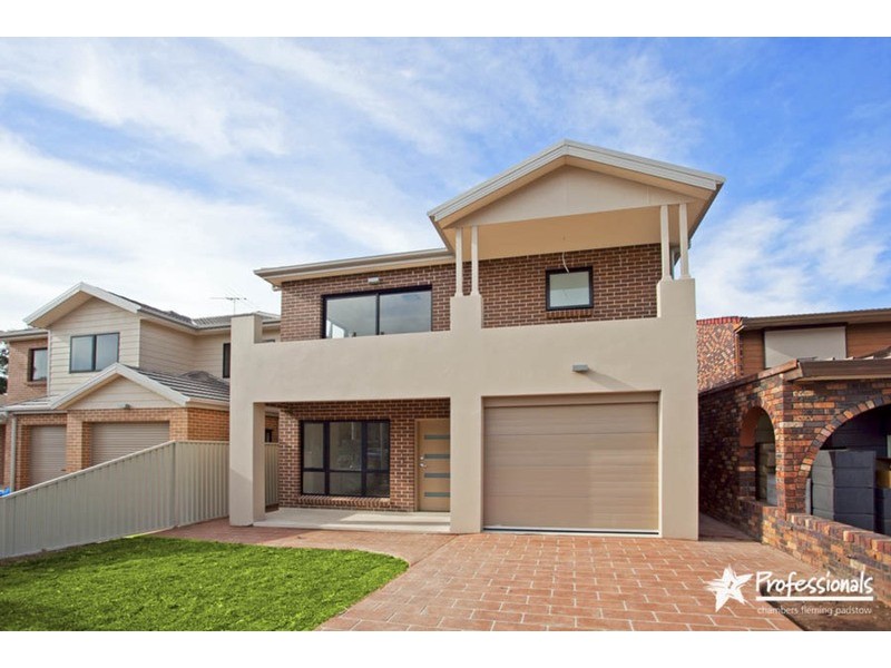 7 Park  Road, East Hills NSW 2213