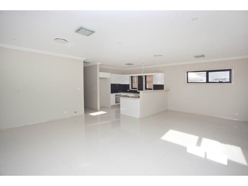 7 Park  Road, East Hills NSW 2213