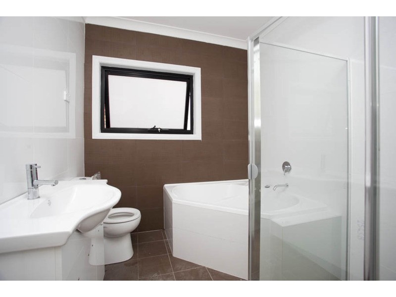 7 Park  Road, East Hills NSW 2213