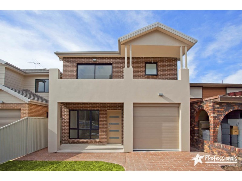 7 Park  Road, East Hills NSW 2213