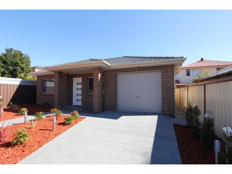 114 Arab Road, Padstow NSW 2211