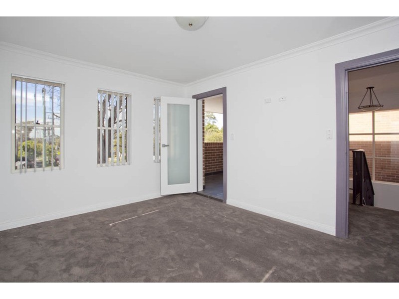 80 Kennedy  Street, Picnic Point NSW 2213