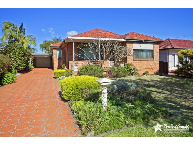 32 Alliance Avenue, Revesby NSW 2212
