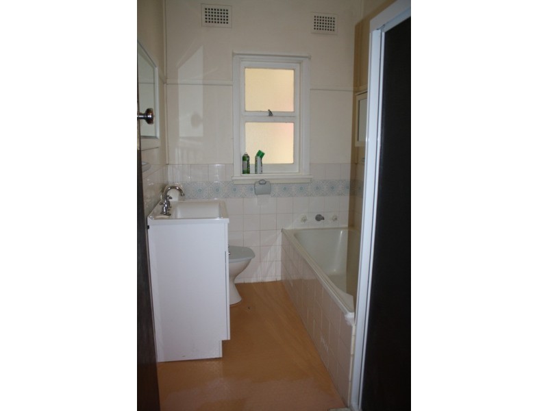 50 Mcgirr Street, Padstow NSW 2211