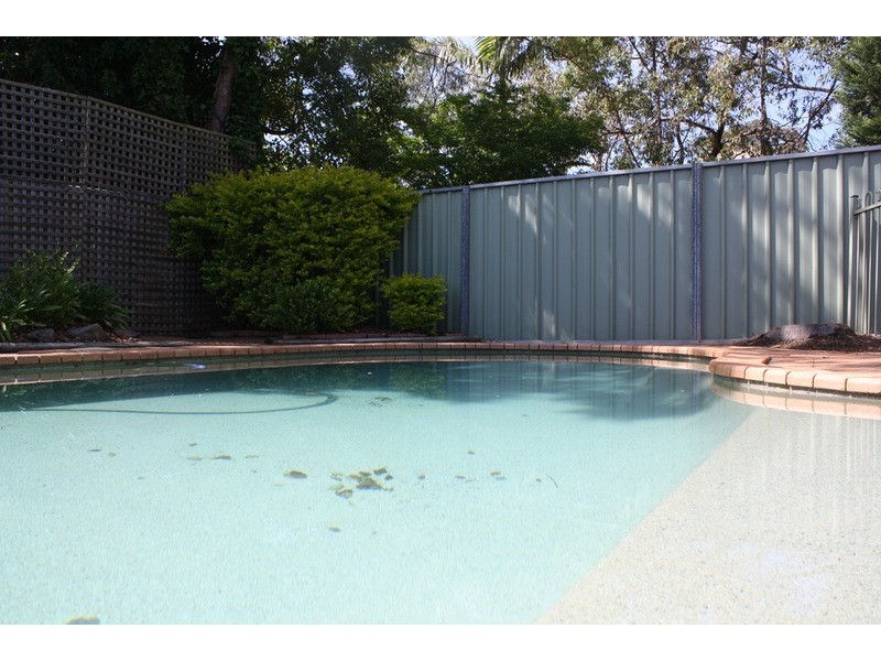 829 Henry Lawson Drive, Picnic Point NSW 2213