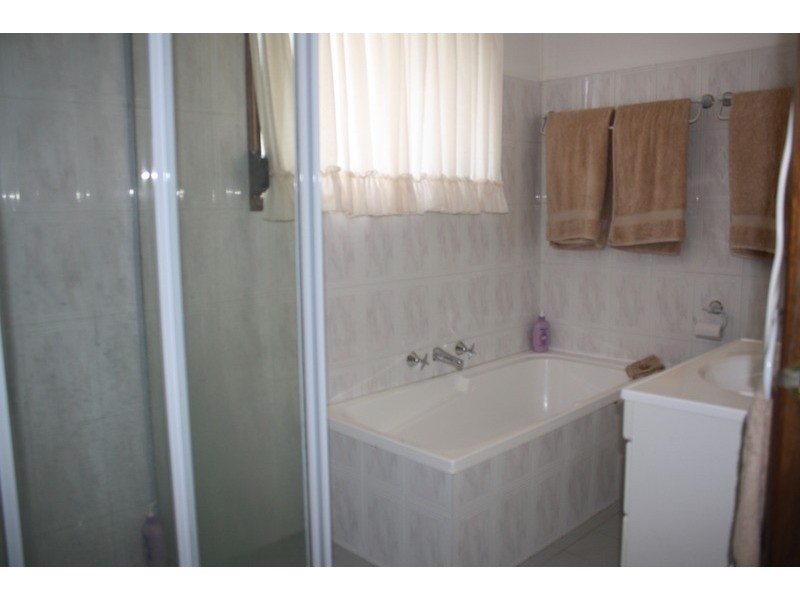 829 Henry Lawson Drive, Picnic Point NSW 2213