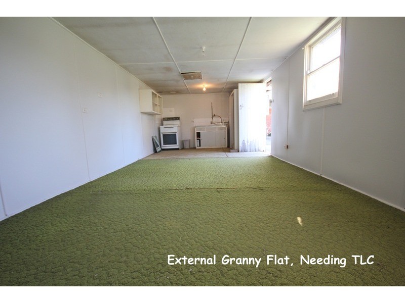 13 Nichols Avenue, Revesby NSW 2212