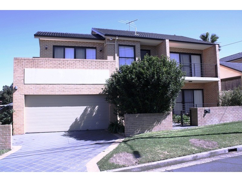 2A Snowsill Avenue, Padstow NSW 2211