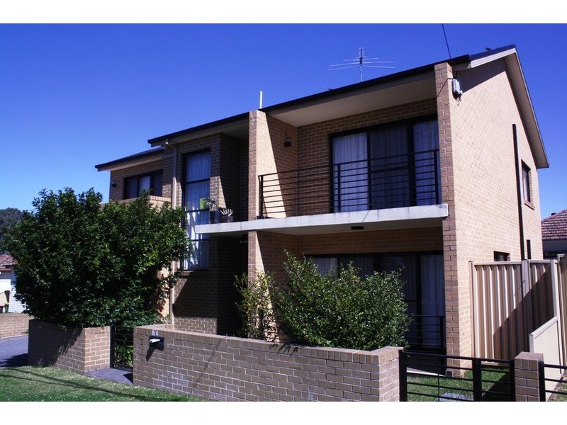 2A Snowsill Avenue, Padstow NSW 2211