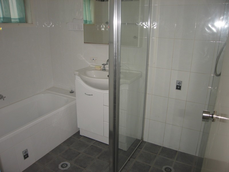 6 Peeler Place, Milperra NSW 2214