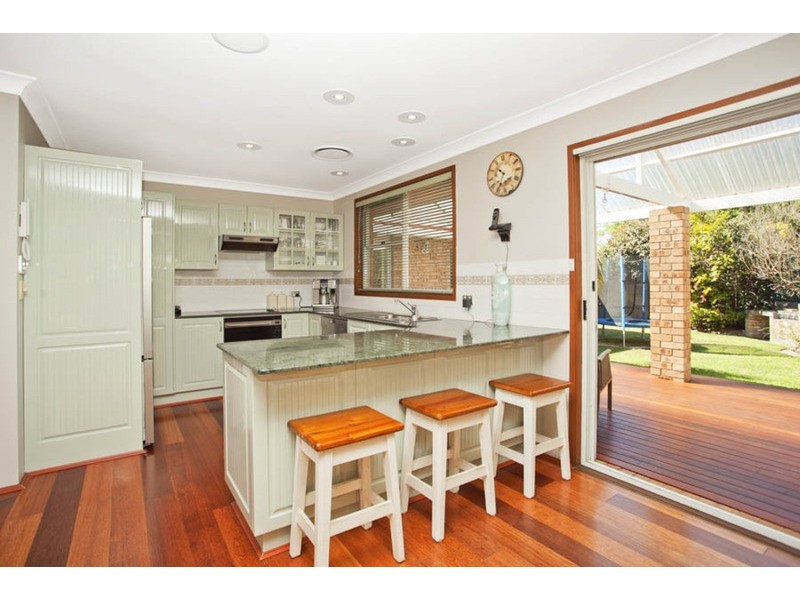 34 Eileen  Street, Picnic Point NSW 2213