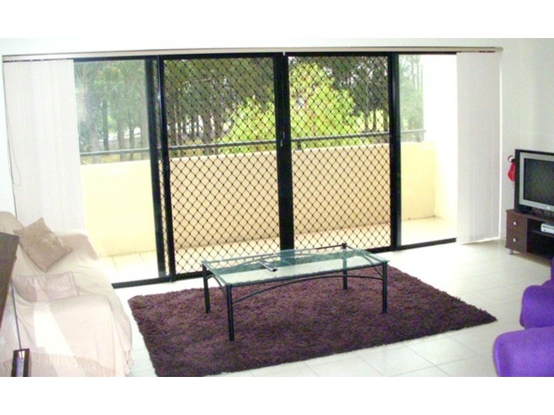 1/68 Davies Road, Padstow NSW 2211