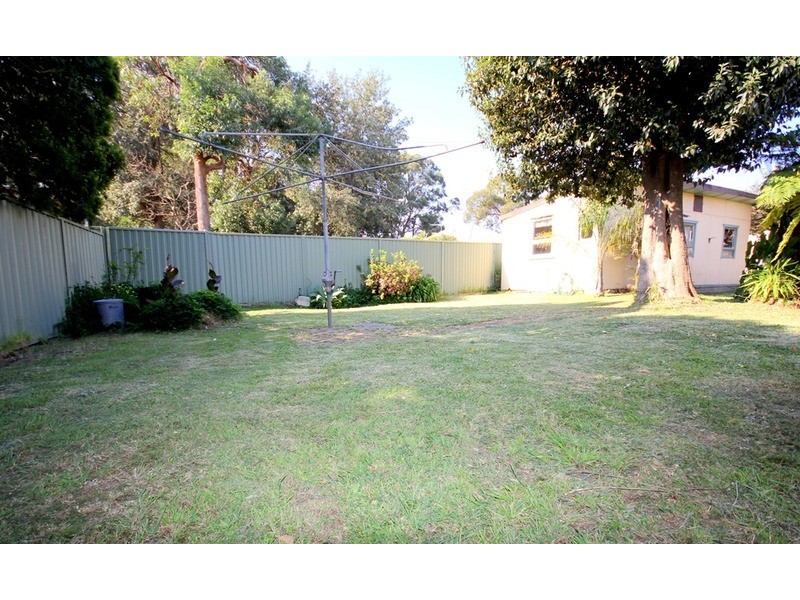 104 Ramsay Road, Picnic Point NSW 2213