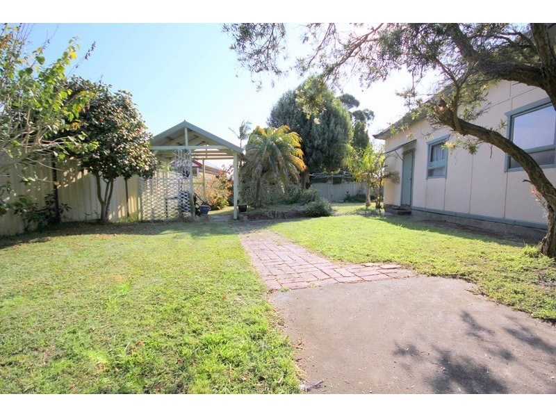 104 Ramsay Road, Picnic Point NSW 2213