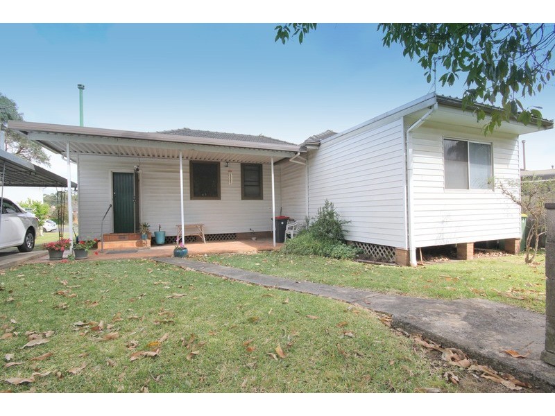 5 Tyalgum Avenue, Panania NSW 2213