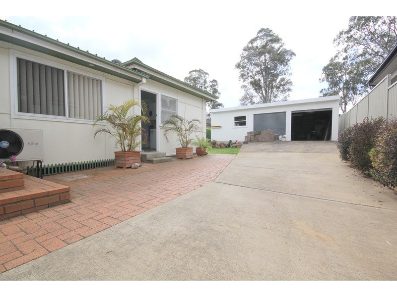 7 Tyalgum Avenue, Panania NSW 2213