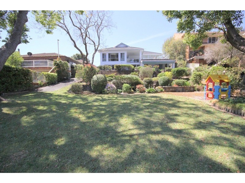 25 Burbank Avenue, East Hills NSW 2213