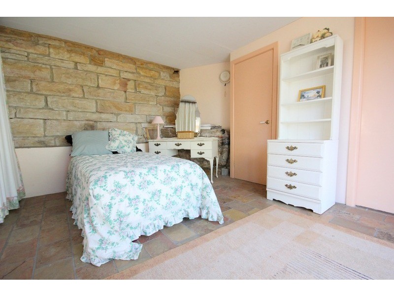 25 Burbank Avenue, East Hills NSW 2213