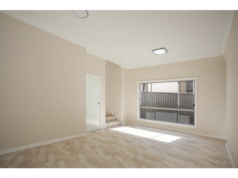 33 Carrington Street, Revesby NSW 2212