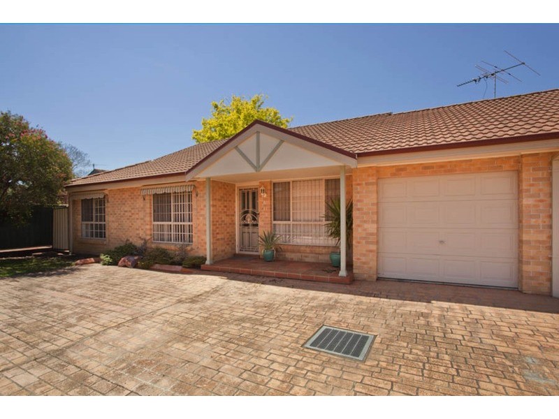 6/141 Lambeth Street, Picnic Point NSW 2213