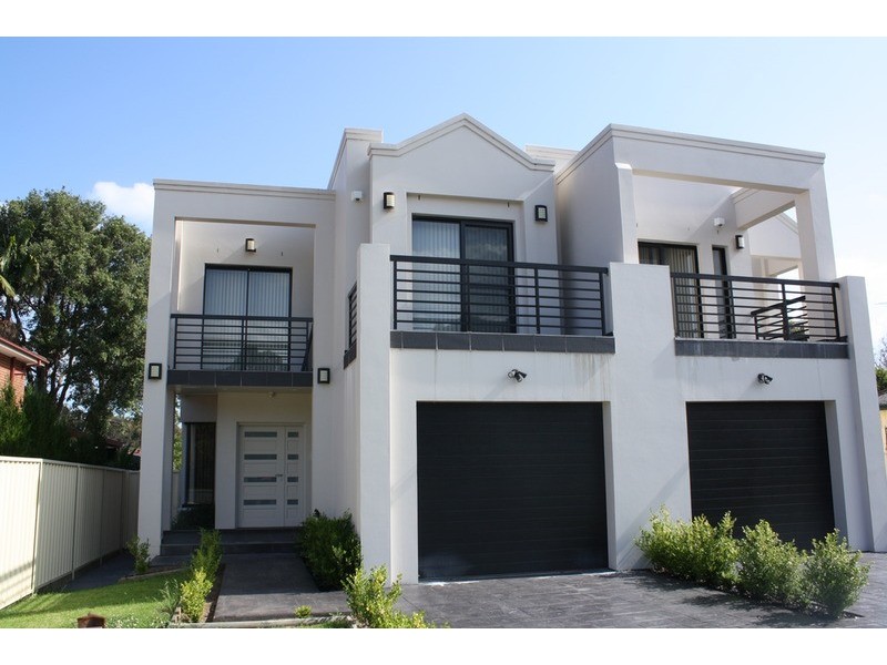 11 Lawler Street, Picnic Point NSW 2213