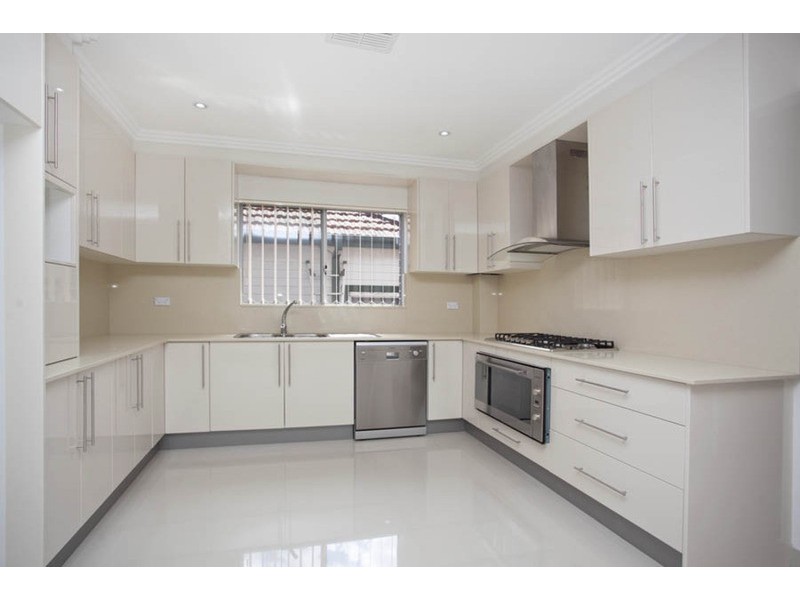 143 Faraday Road, Padstow NSW 2211