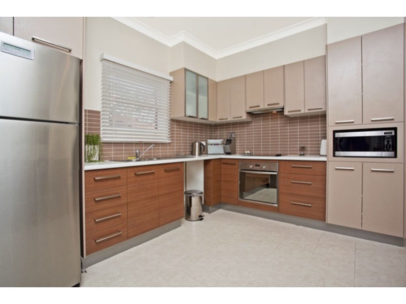 15 Kathleen  Parade, Picnic Point NSW 2213