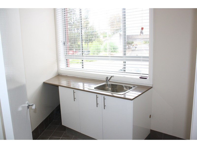 1/100 Park Road, East Hills NSW 2213