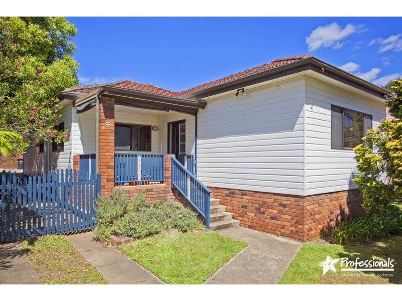 39 Lang Street, Padstow NSW 2211