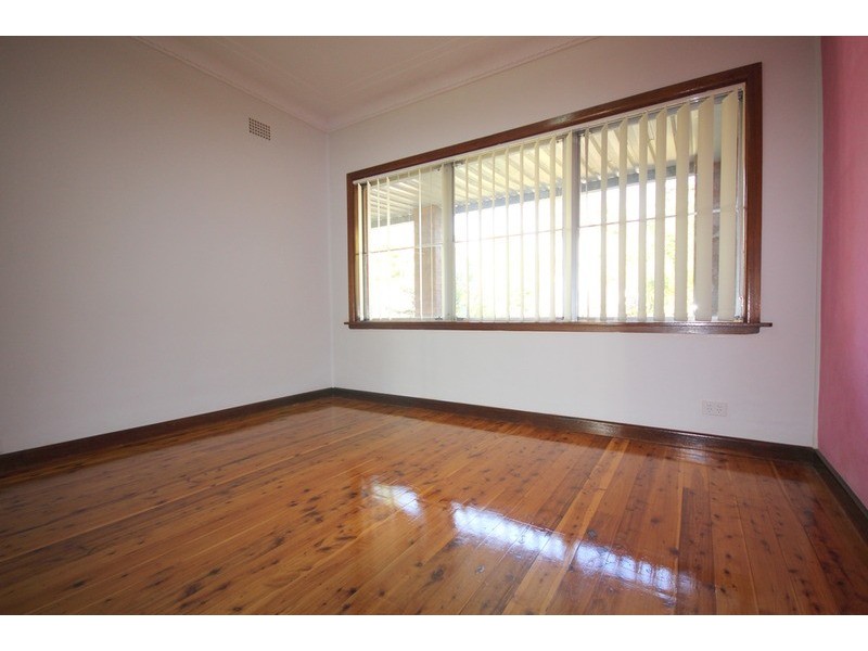 44 Picnic Point Road, Panania NSW 2213