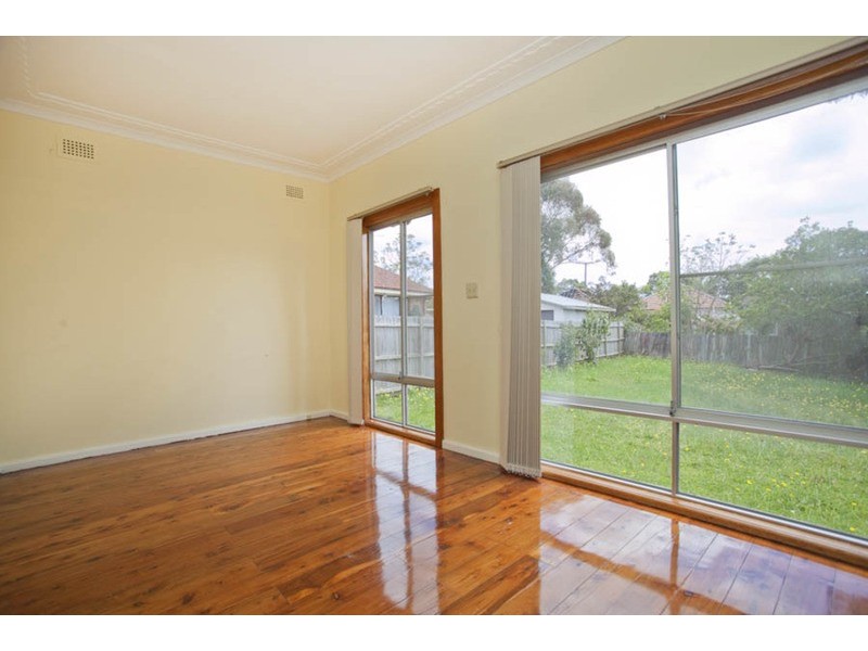10 Urquhart Street, Riverwood NSW 2210