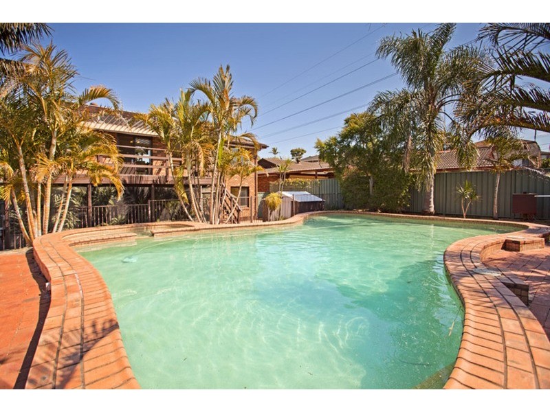 2 Weenamana  Place, Padstow NSW 2211