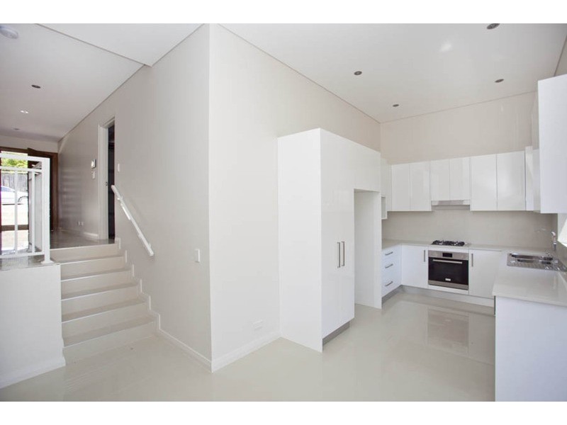 2C Prosser Avenue, Padstow NSW 2211