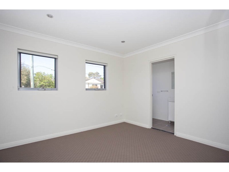 2C Prosser Avenue, Padstow NSW 2211